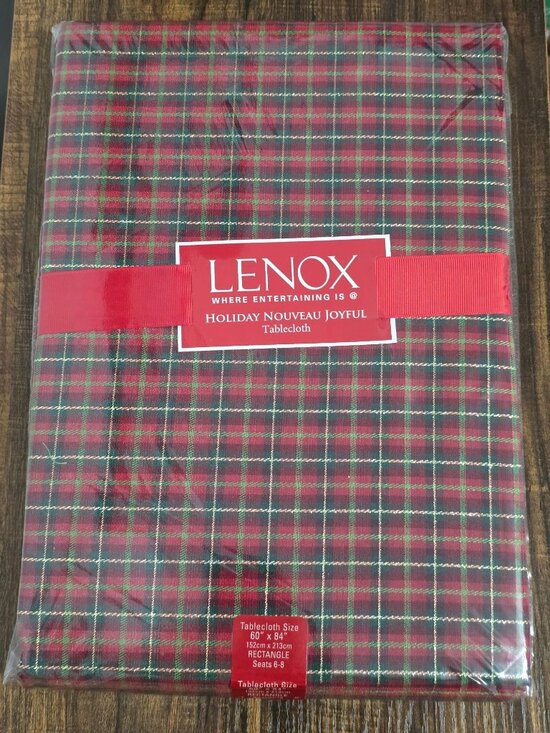 Lenox Other - NWT Lenox Holiday Nouveau Joyful Tablecloth 60" X 84" Rectangle Red Green Plaid